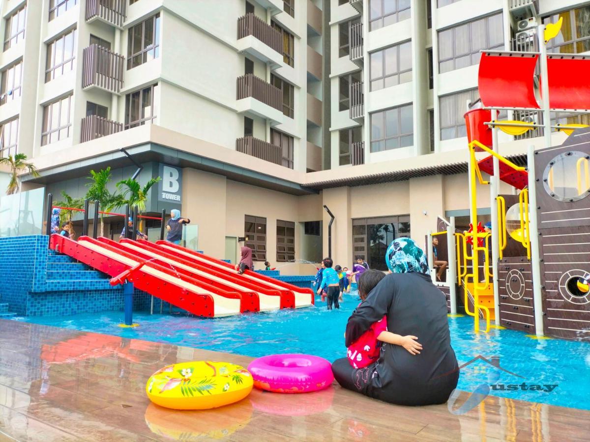Bali Seaview I 2br I 8-10pax I Waterpark I Jonkerst Apartment